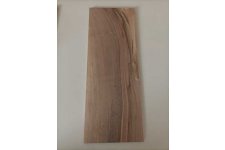 1 Planche en Noyer p 5mm - largeur 16 cm
