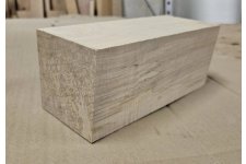Carrelet brut en rable lgrement chauff pour le tournage - section 8 x 8 cm