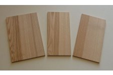 Lot dclass - 2 planches en Frne olivier p 10mm - 30 x 14-15 cm