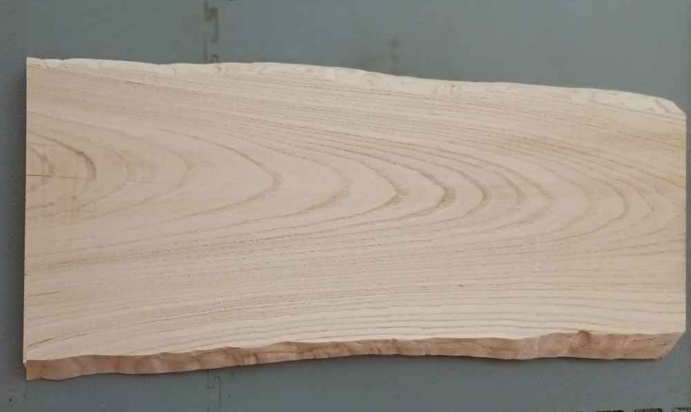 L'empreinte du bois Planche en Châtaignier bord naturel 2.8 cm d