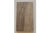 Lot d�class�- 2 Planches de Noyer - �p 10mm - 30 cm x 20cm